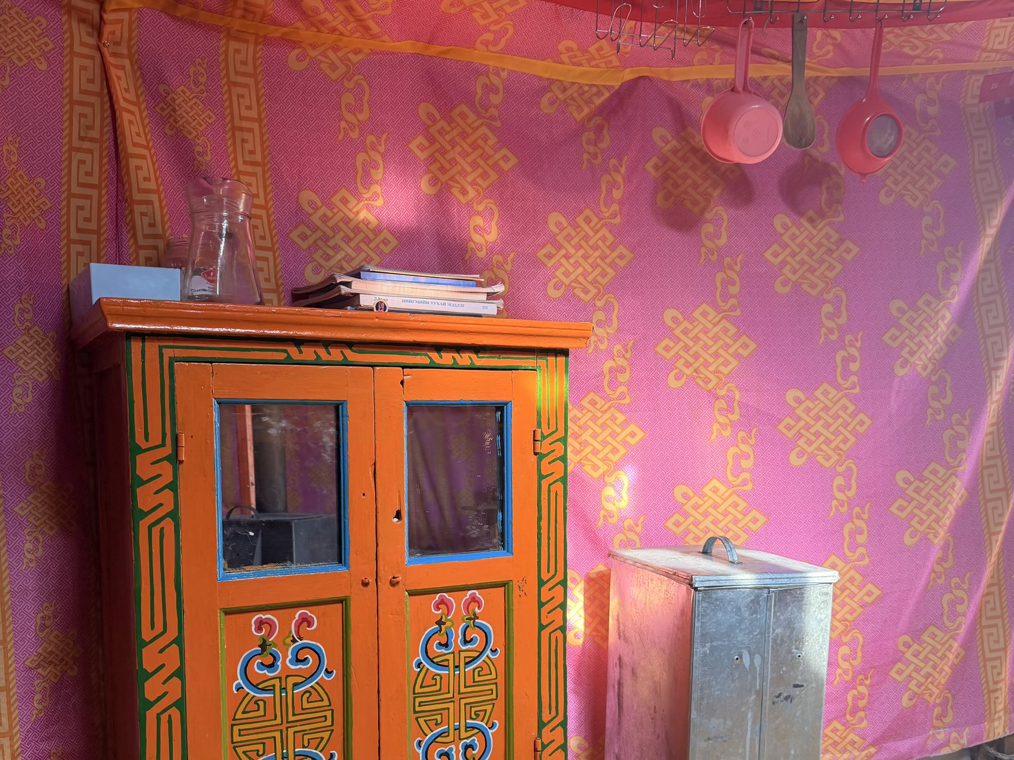 Gavalmaa volcano camp: Inside the ger, traditional Mongolian furniture is used to keep the space highly organized and functional for your stay. (Interior, Furniture, Decor)