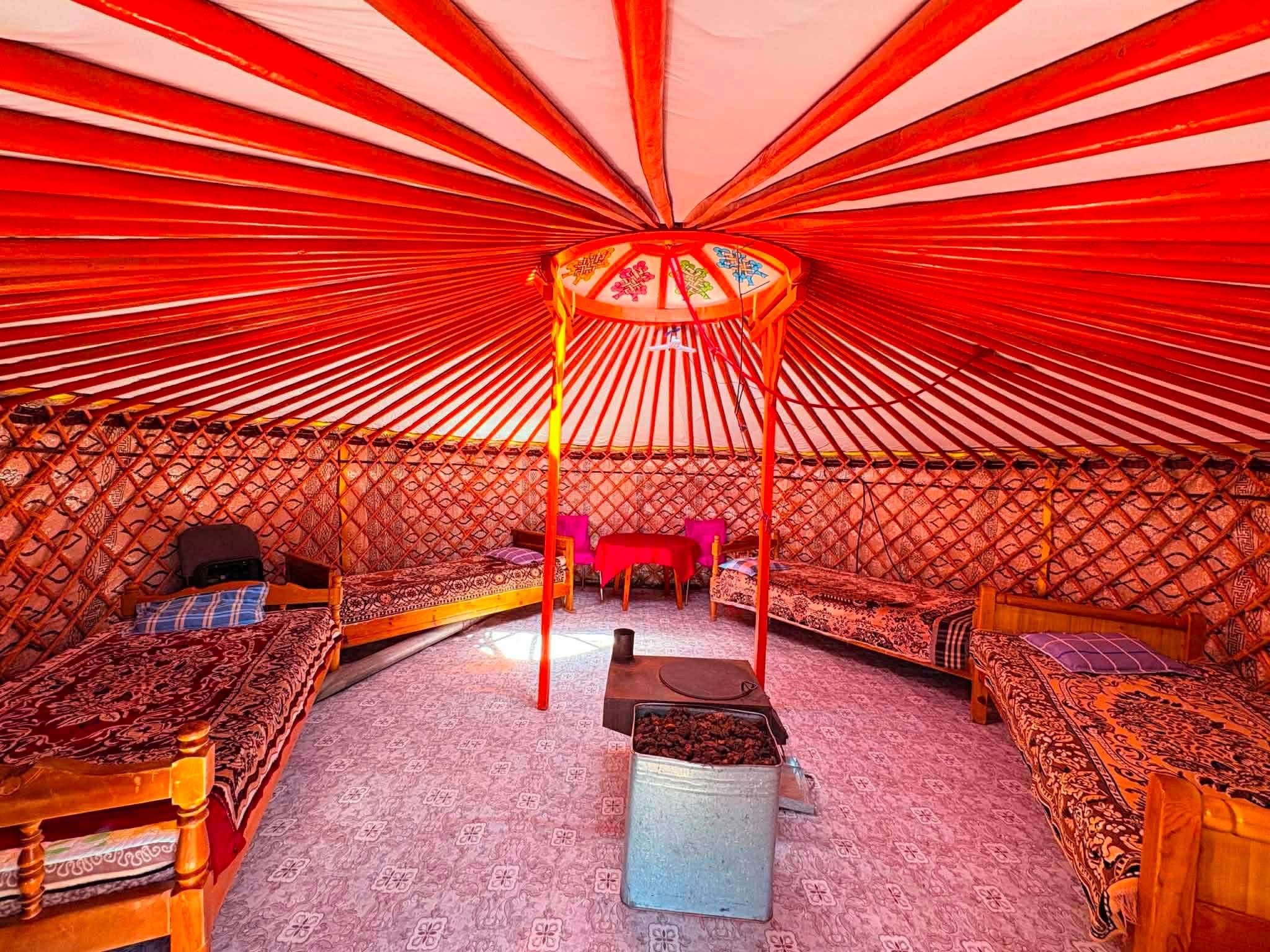 Togtohbayar Shankh monastery camp: Guest ger B. A bigger ger with four beds for a bigger company. (Ger interior)